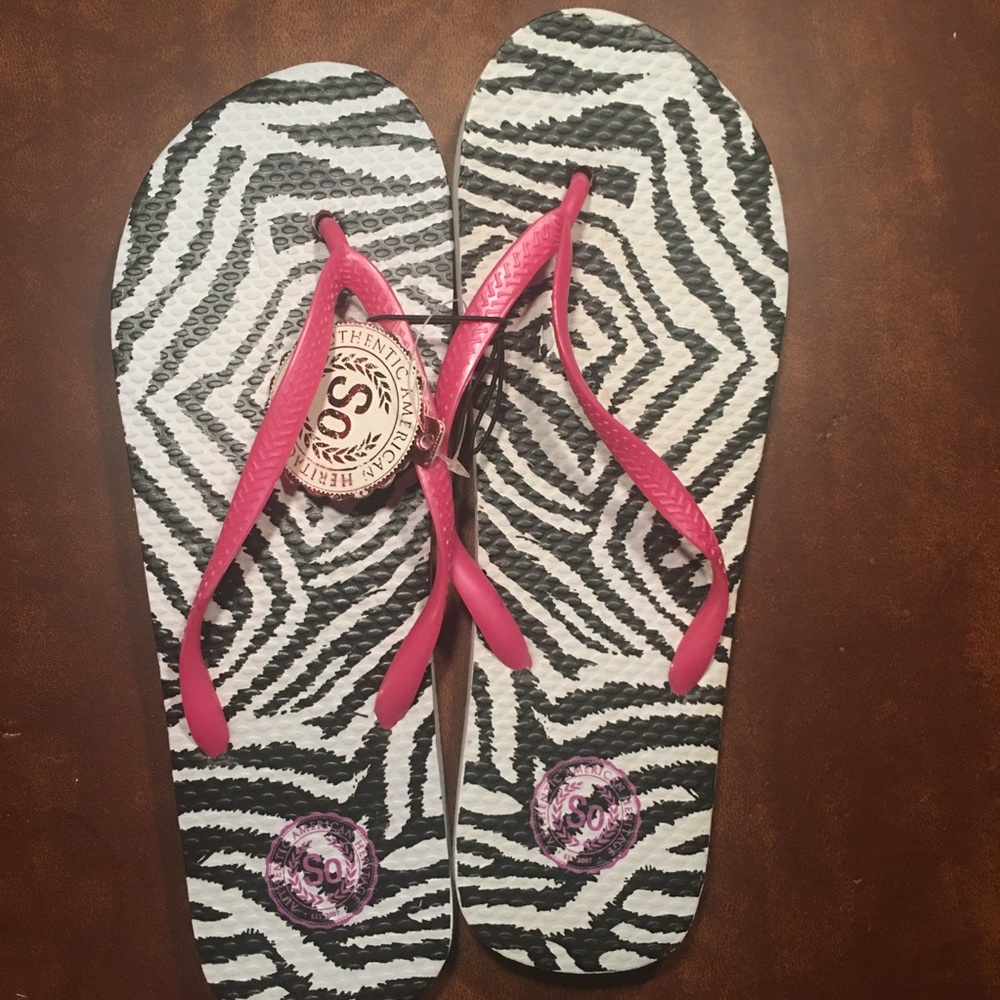 NWT Zebra print flip flops 🦓